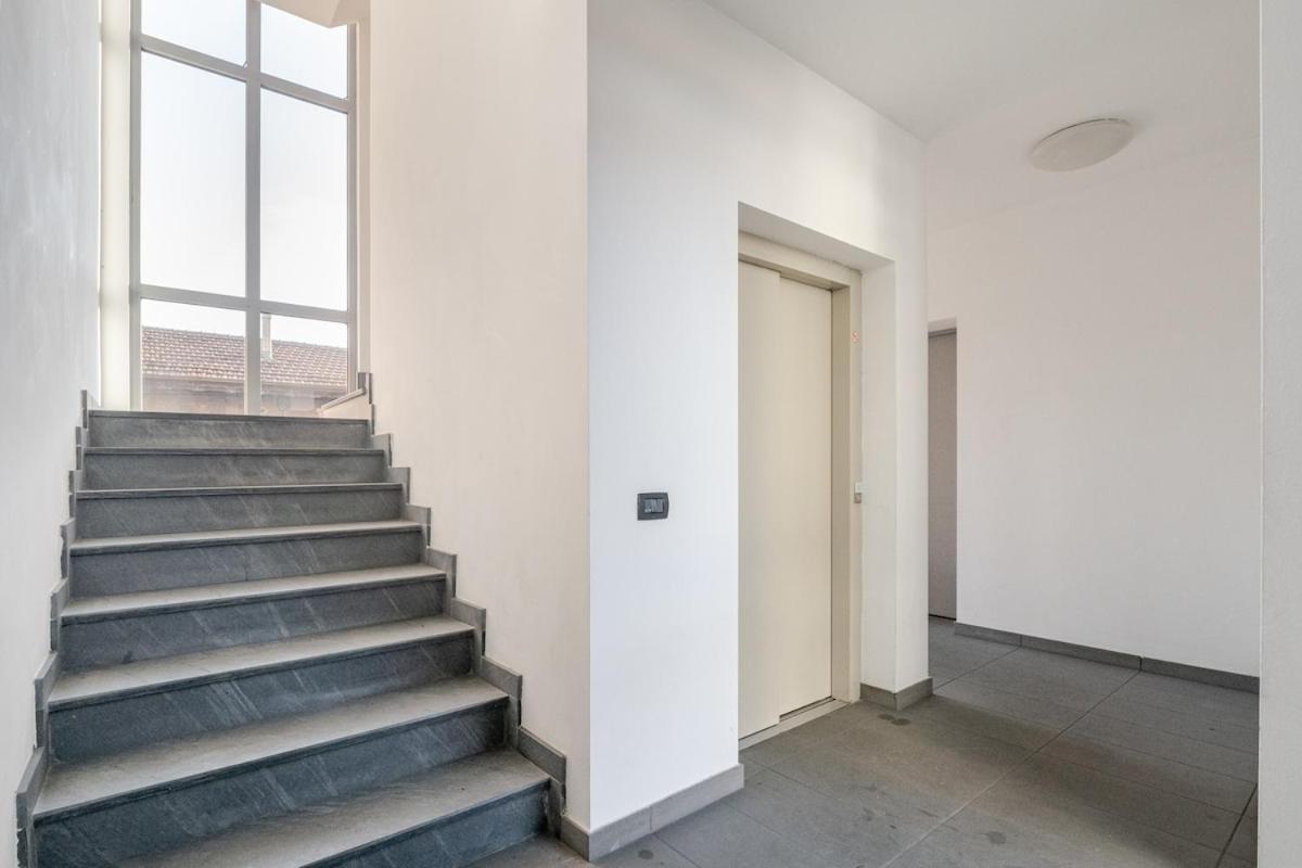 City Center - Modern Flat With Free Parking And Wifi - Apt A Bérgamo Exterior foto