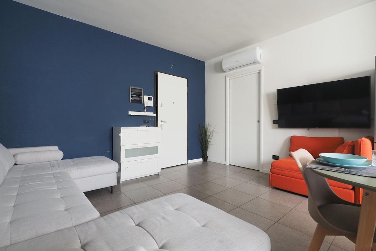 City Center - Modern Flat With Free Parking And Wifi - Apt A Bérgamo Exterior foto